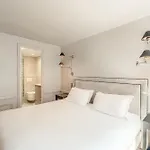 Des Arts - Saint-germain Париж