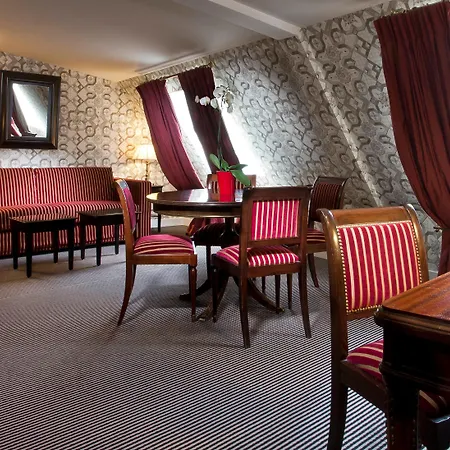 Hotel Des Arts - Saint-germain 3*