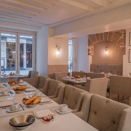 Des Arts - Saint-germain Hotel